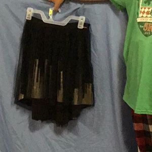 Hi-low city scape skirt